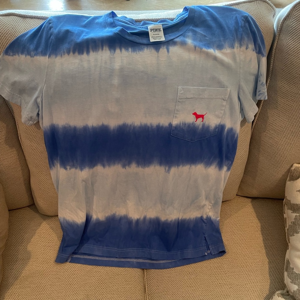 VS PINK America tee